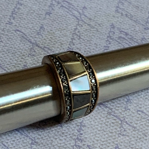 LIA SOPHIA MOP Mother of Pearl & Moissanite Stone Woman’s Jewelry Ring Size 6 - Picture 6 of 6